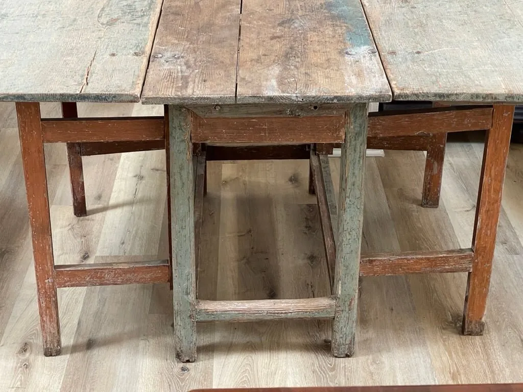 18th Century Swedish Gustavian Drop-Leaf Table