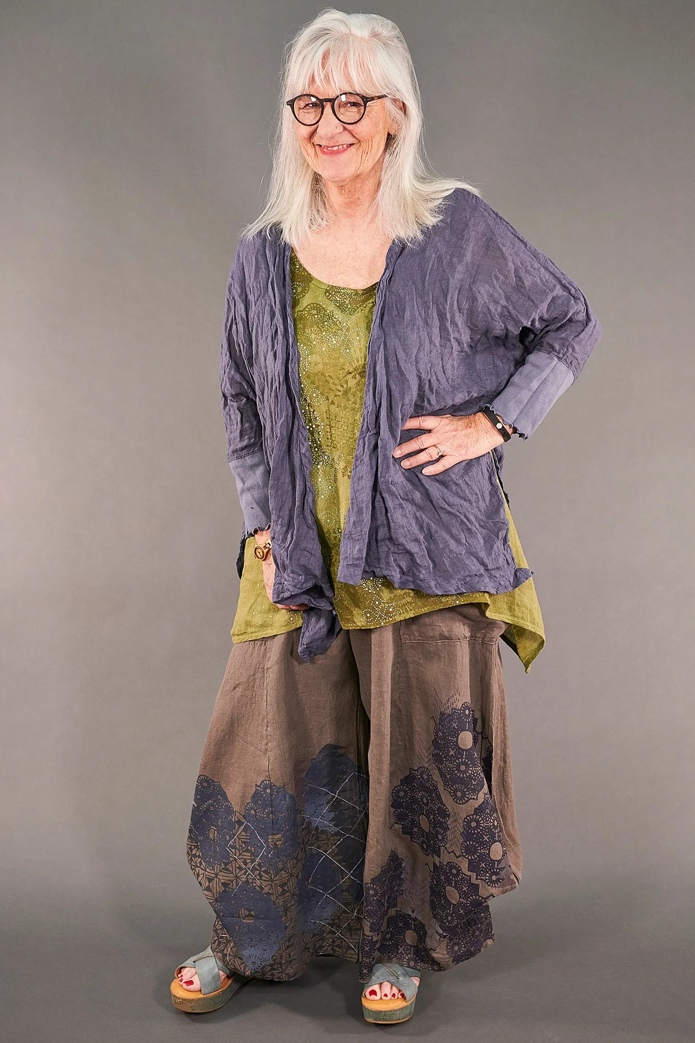 5253-Linen Crinkle Swing Cardi-Reflection-U
