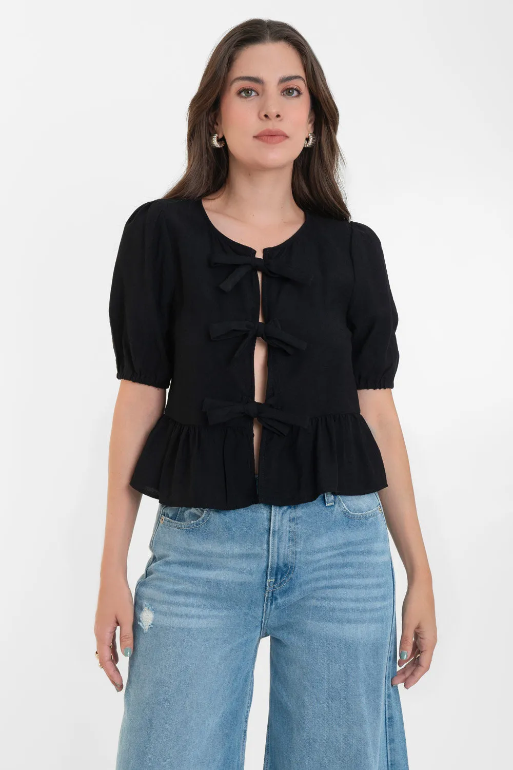 Blusa de cuello redondo con lazos peplum olanes