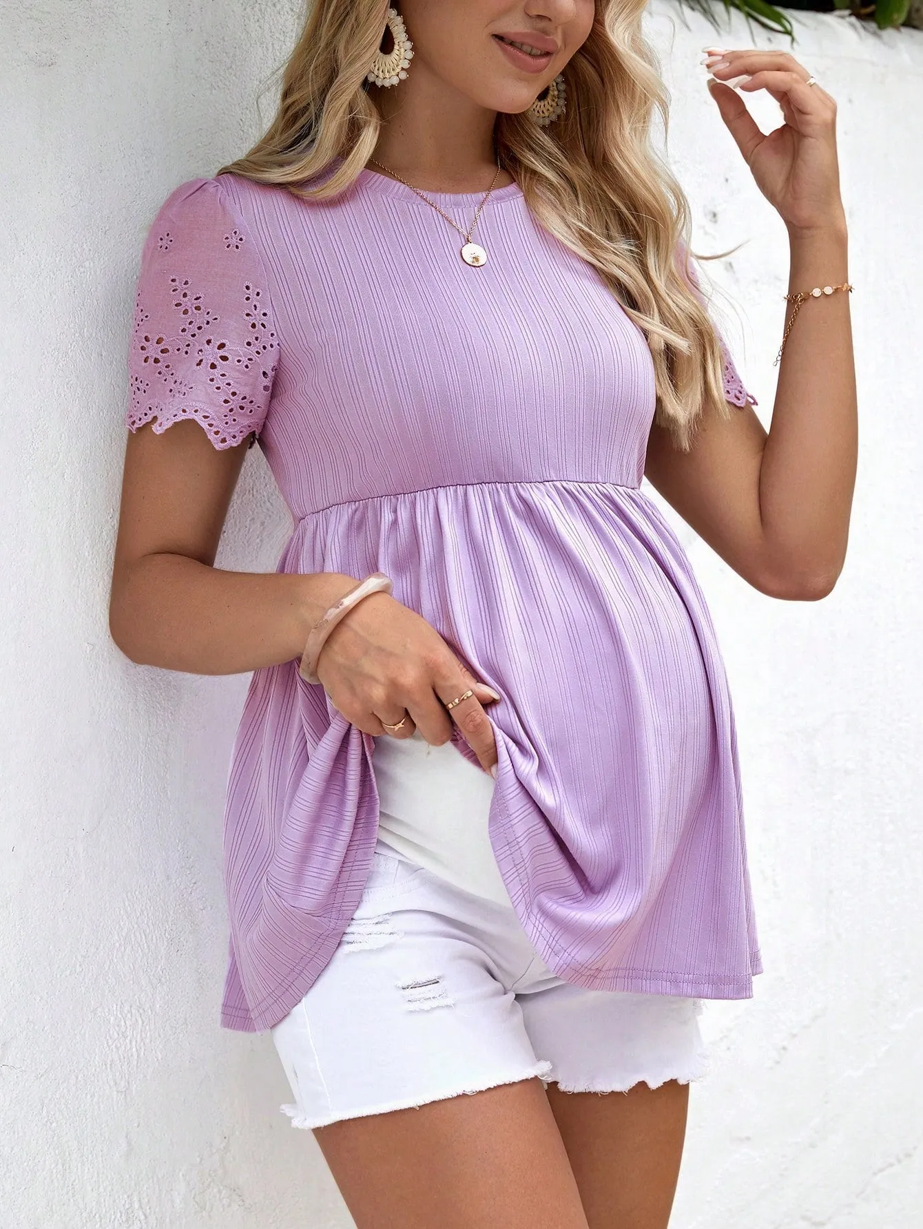 Camiseta Premamá Peplum con Bordado