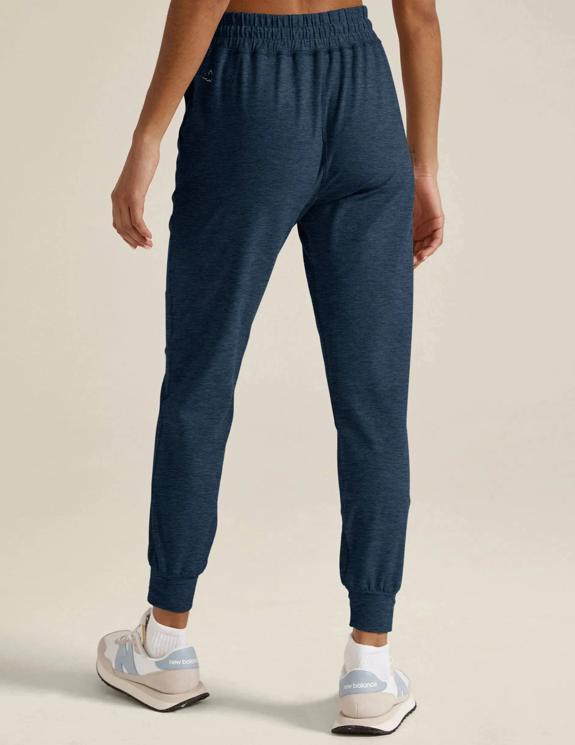 Commuter Midi Jogger by Beyond Yoga | Nocturnal Navy