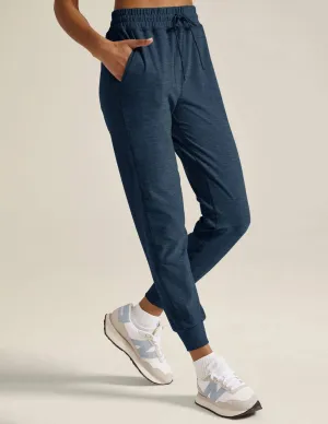 Commuter Midi Jogger by Beyond Yoga | Nocturnal Navy