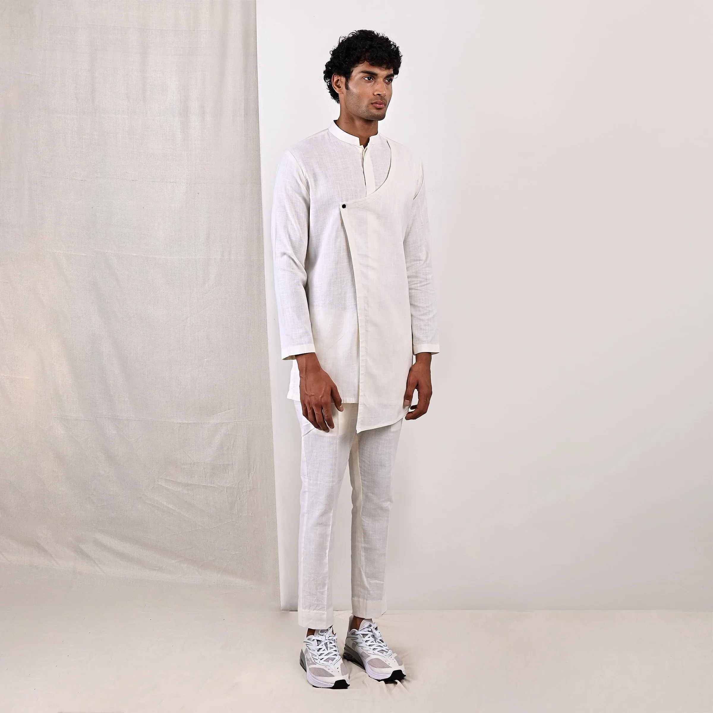 Conall - Off White Asymmetrical Short Kurta Set