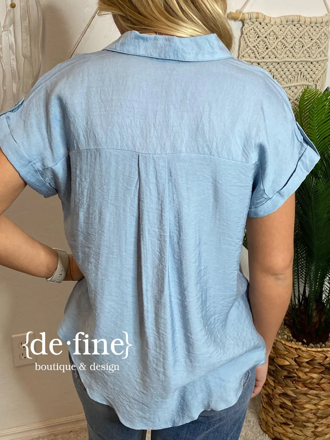 Cute Button Up Short Sleeve Top in 3 Colors - Regular & Curvy