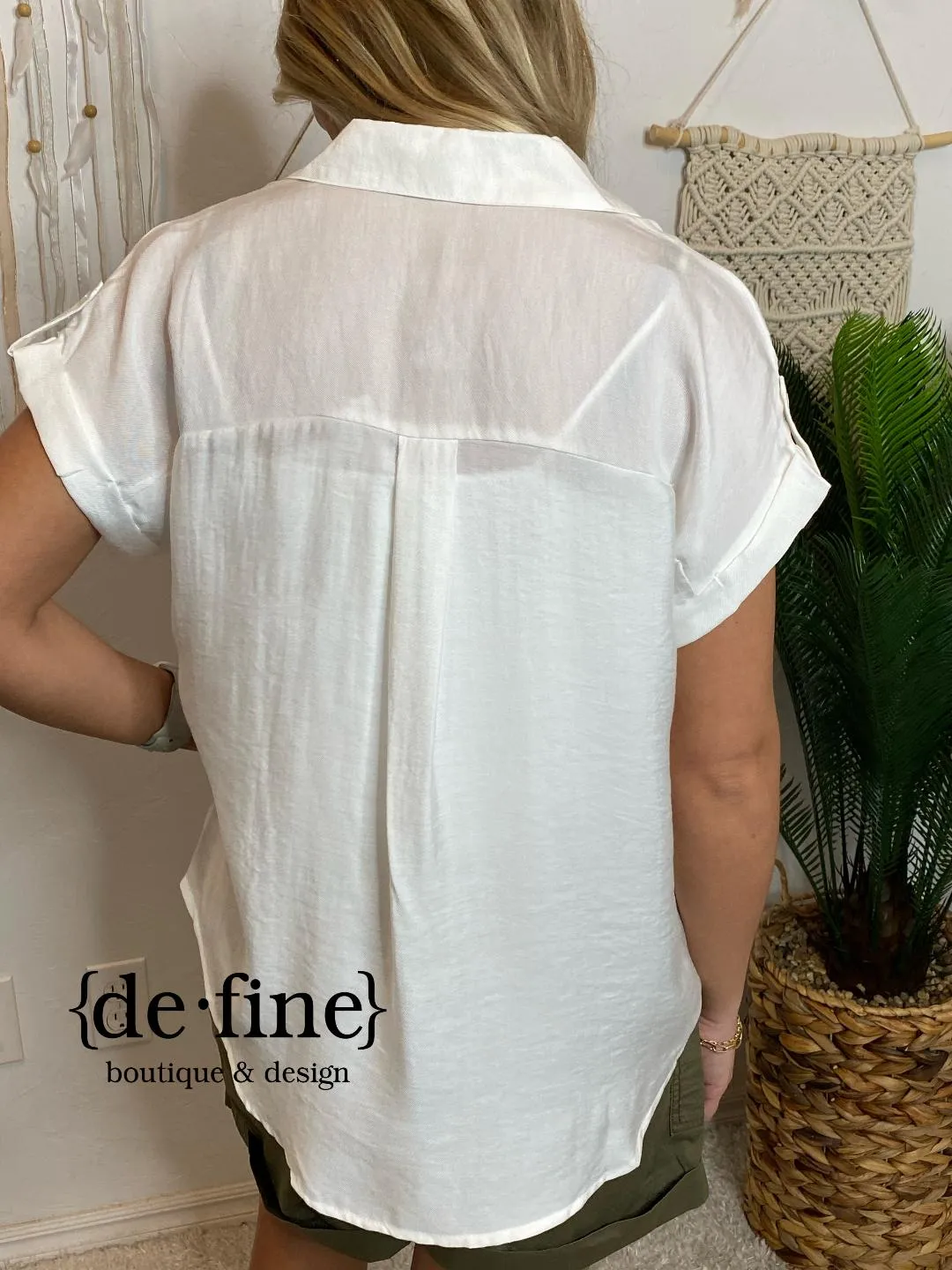 Cute Button Up Short Sleeve Top in 3 Colors - Regular & Curvy