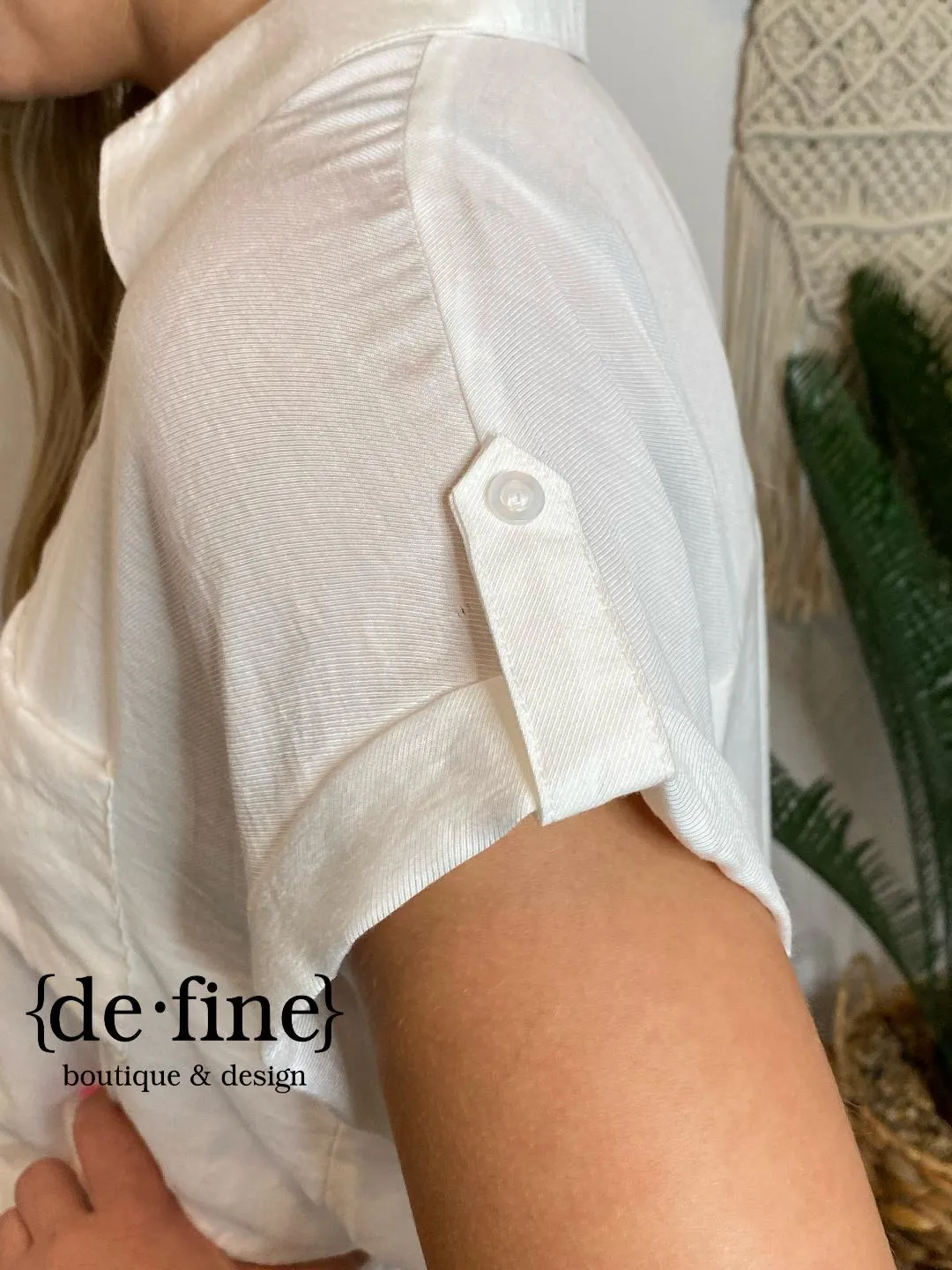 Cute Button Up Short Sleeve Top in 3 Colors - Regular & Curvy