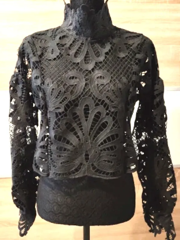 Elegant Lantern Short Blouse Sexy Lace Hollow Top