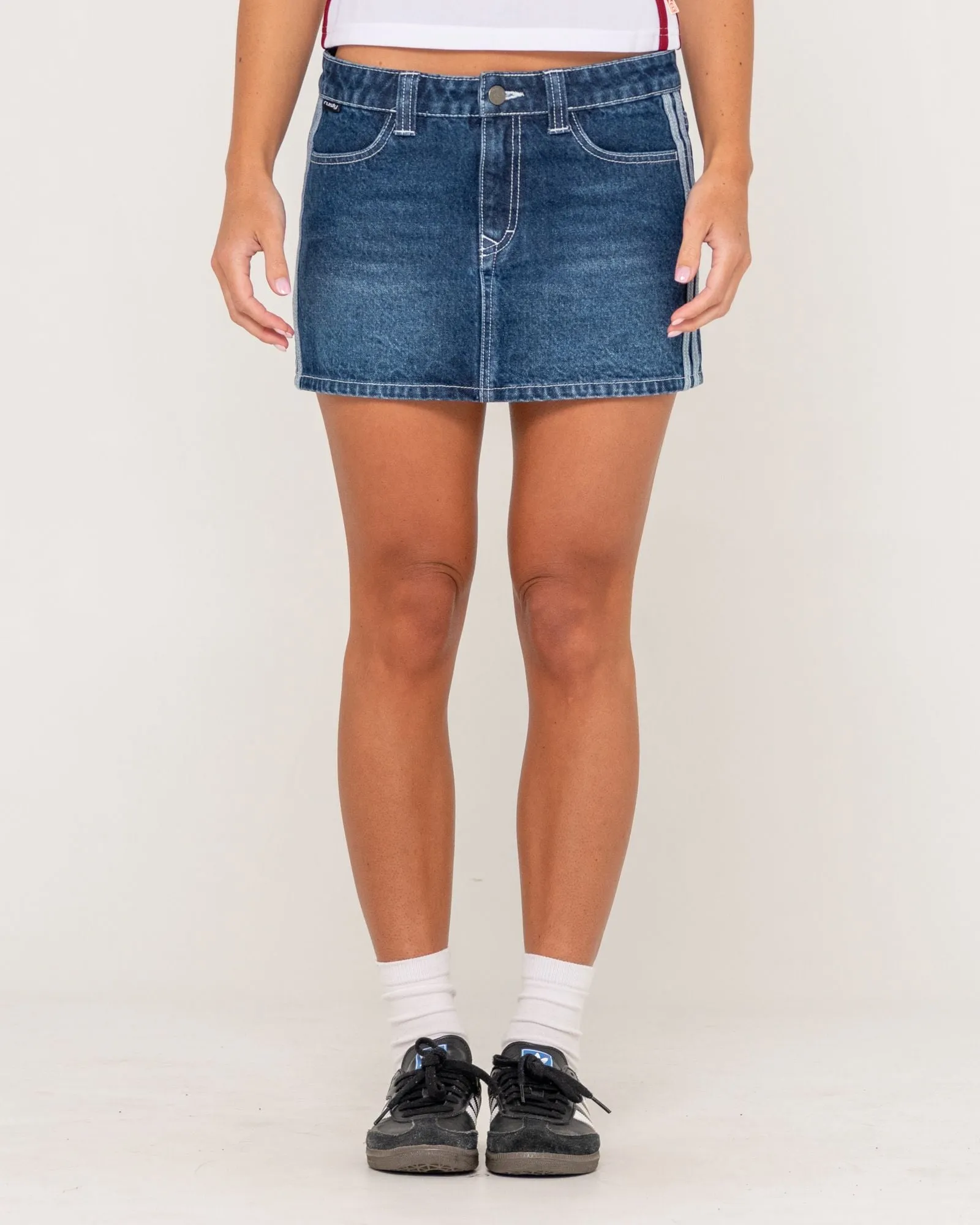 Flip Mommy DIY Mini Denim Skirt