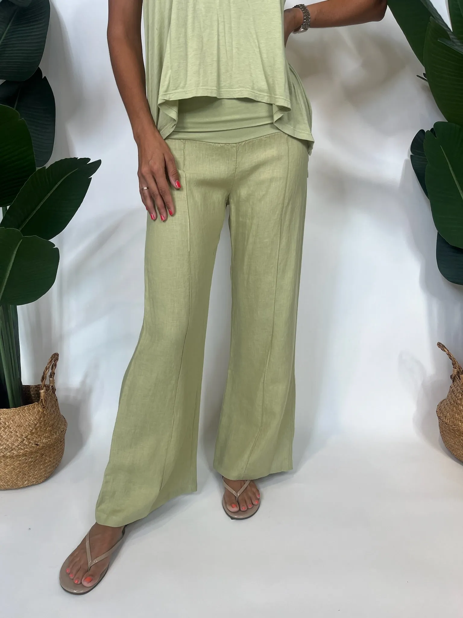 Fresh Laundry Foldover Linen Pant