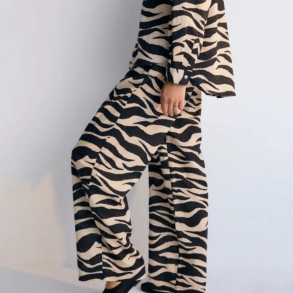 Kavala Woman's Shirt & Pants Set | Zebra