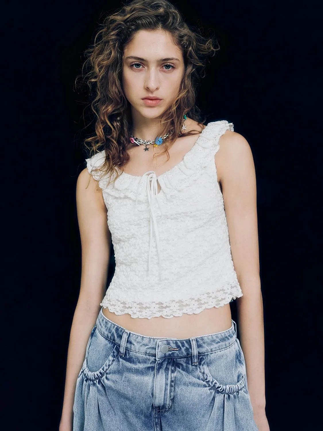 Lace Sleeveless Blouses