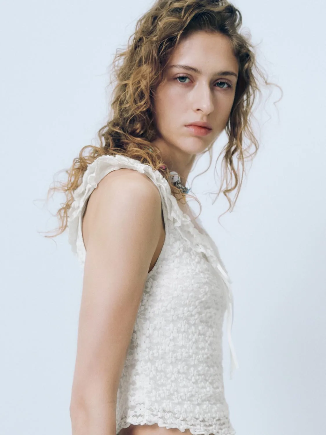 Lace Sleeveless Blouses