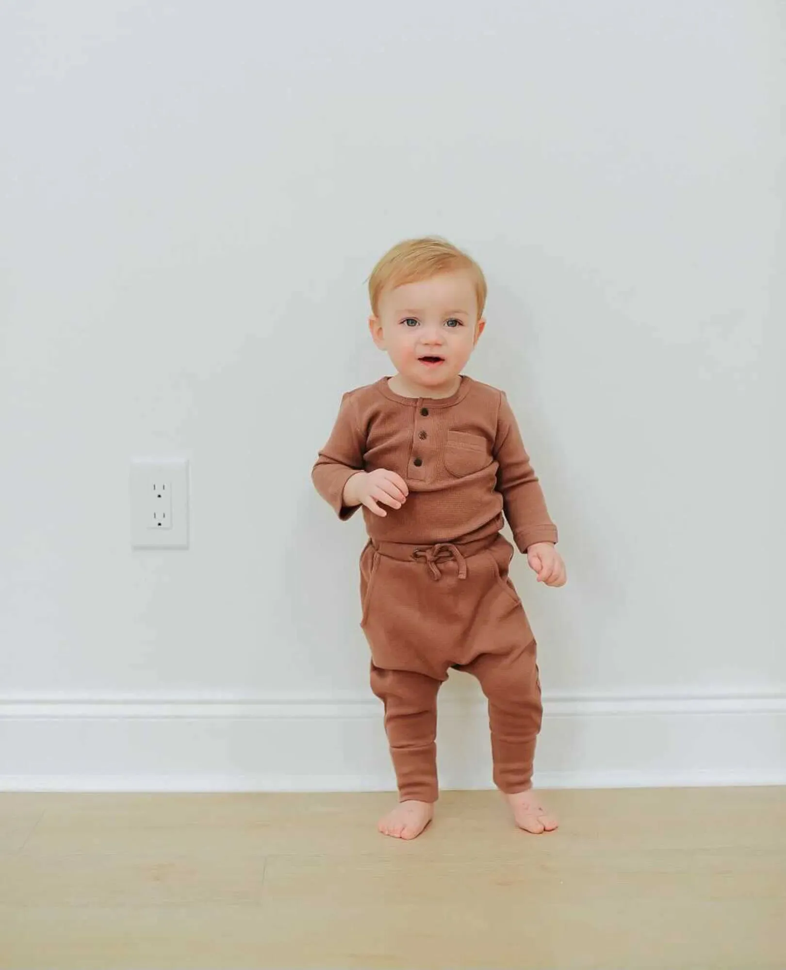 Lovedbaby - Thermal Henley & Jogger Set - Cocoa
