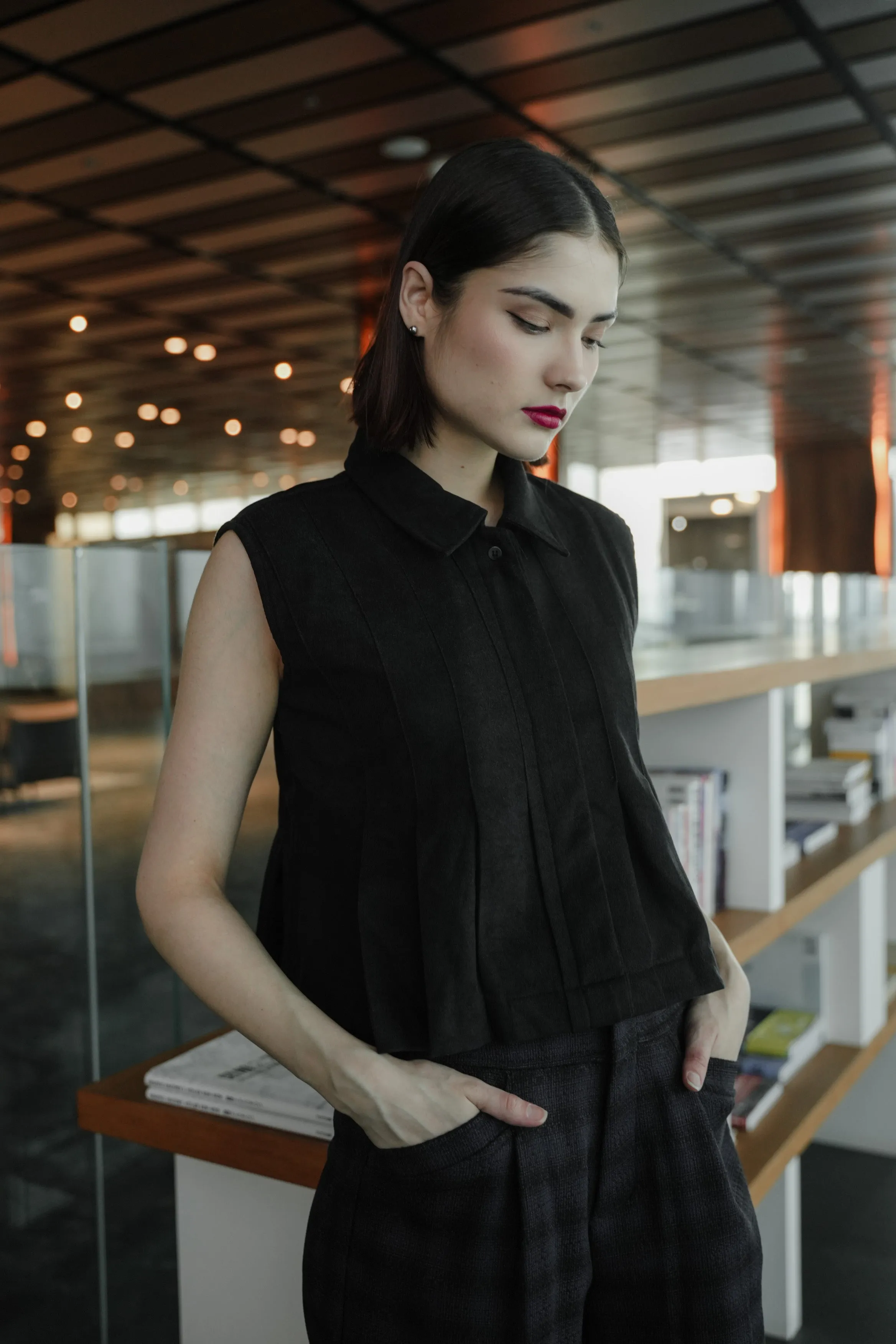 MAMEYA TOP IN LONG BLACK