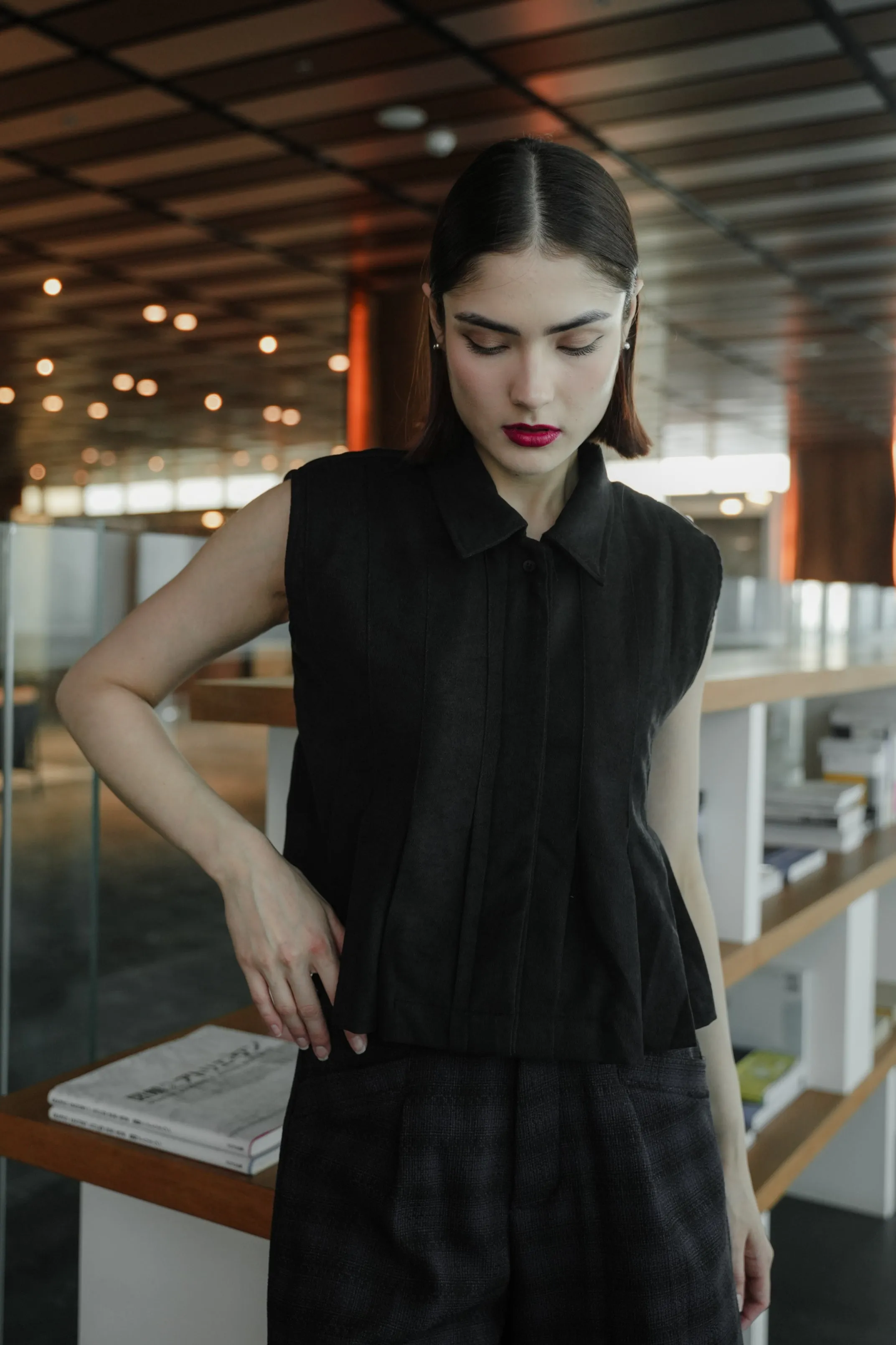 MAMEYA TOP IN LONG BLACK