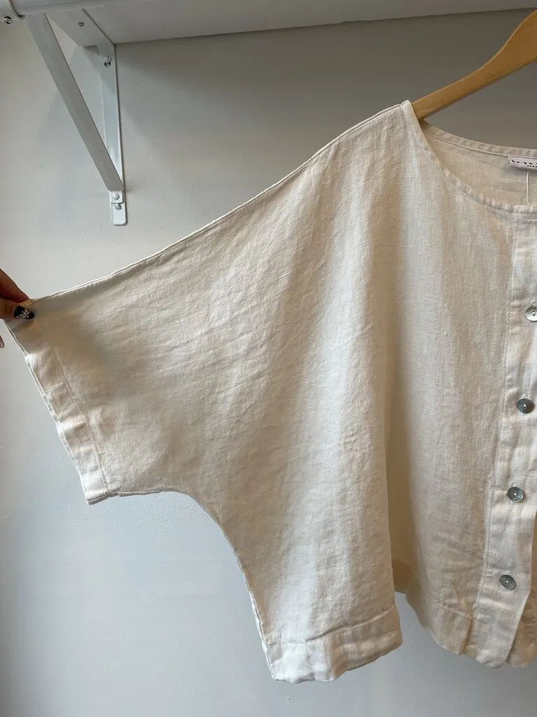 Oversized Wide Linen Button Up