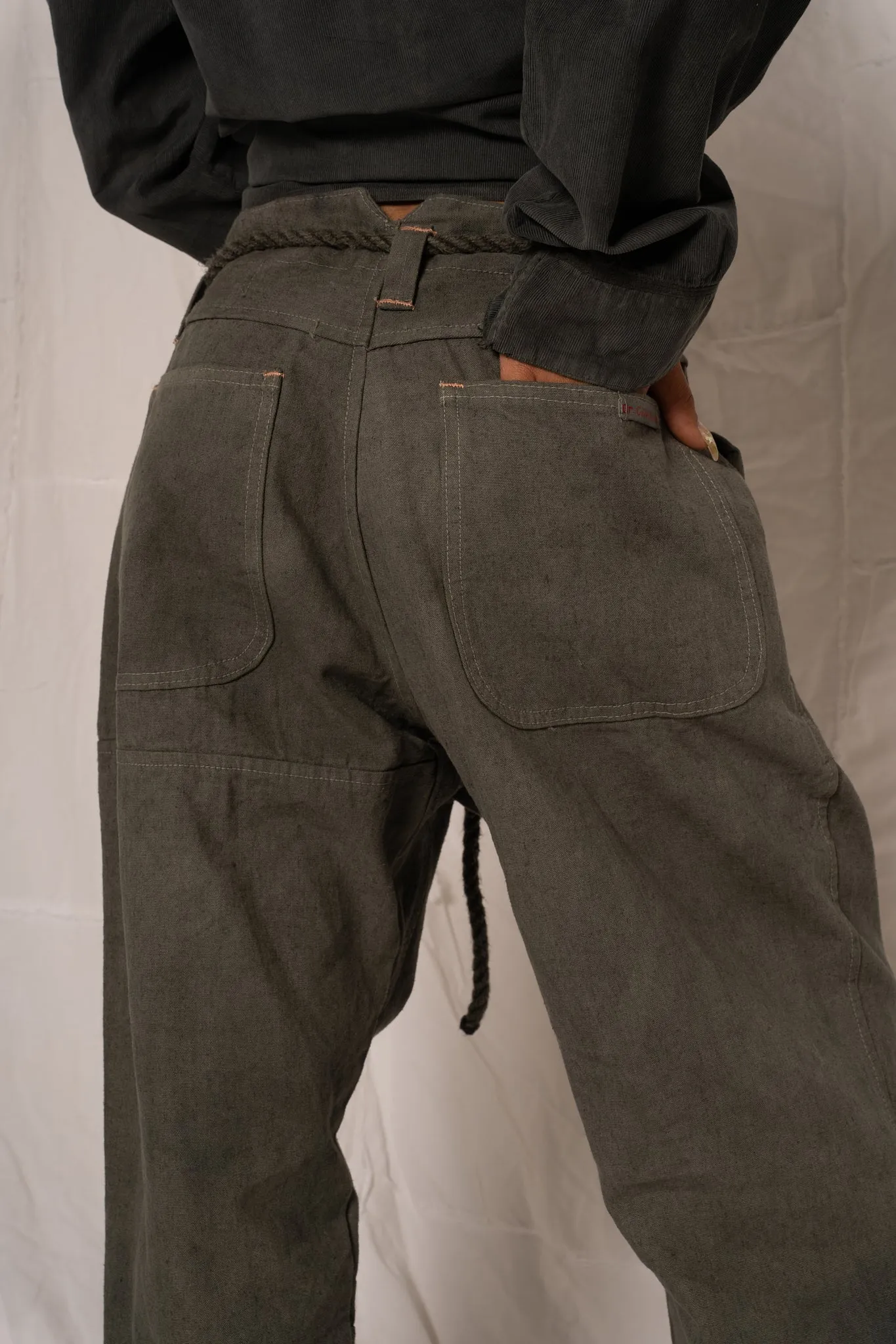 P65 Farmer Pleated Pants Linen/Organic Cotton Uneven Dye Swiss Army