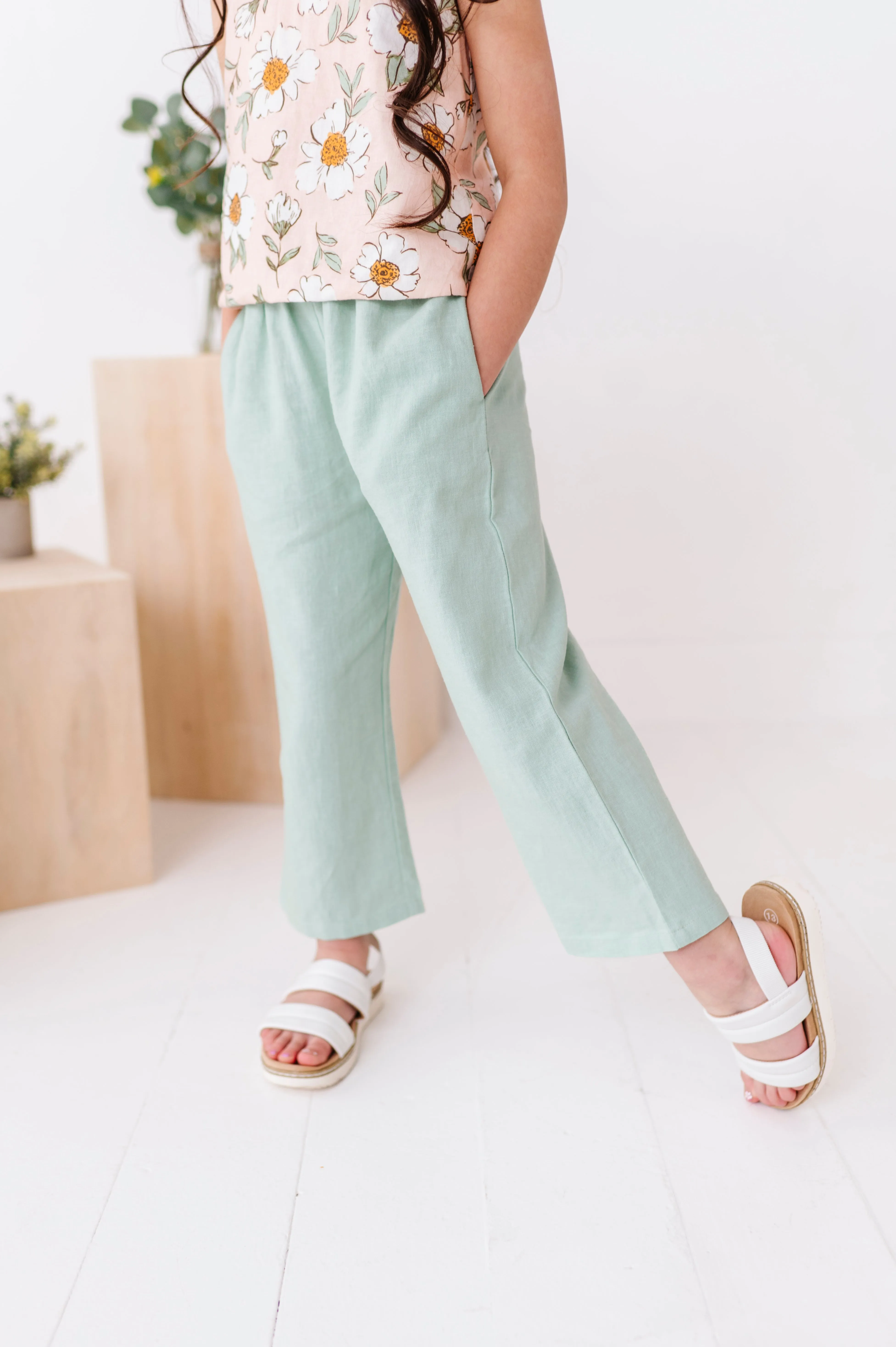 Peachy Peonies | Tie-Back   Crop Pants Set