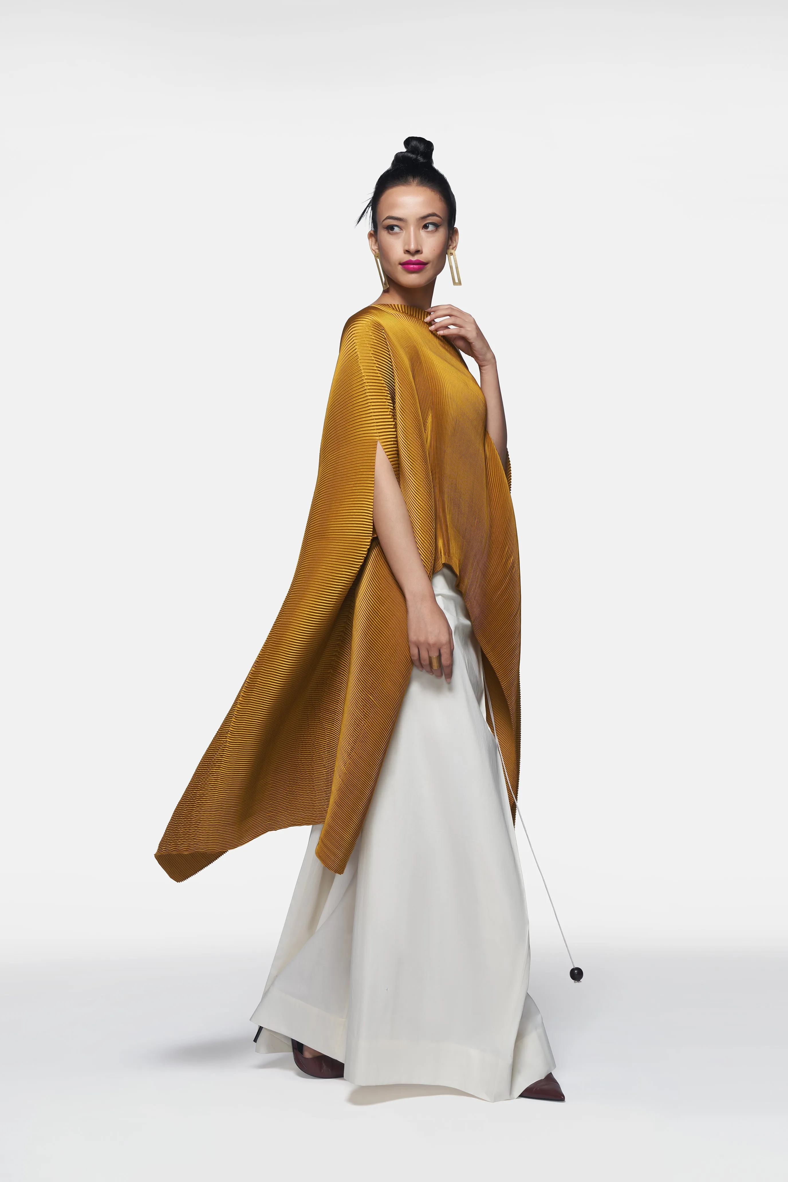 Pleated Long Poncho