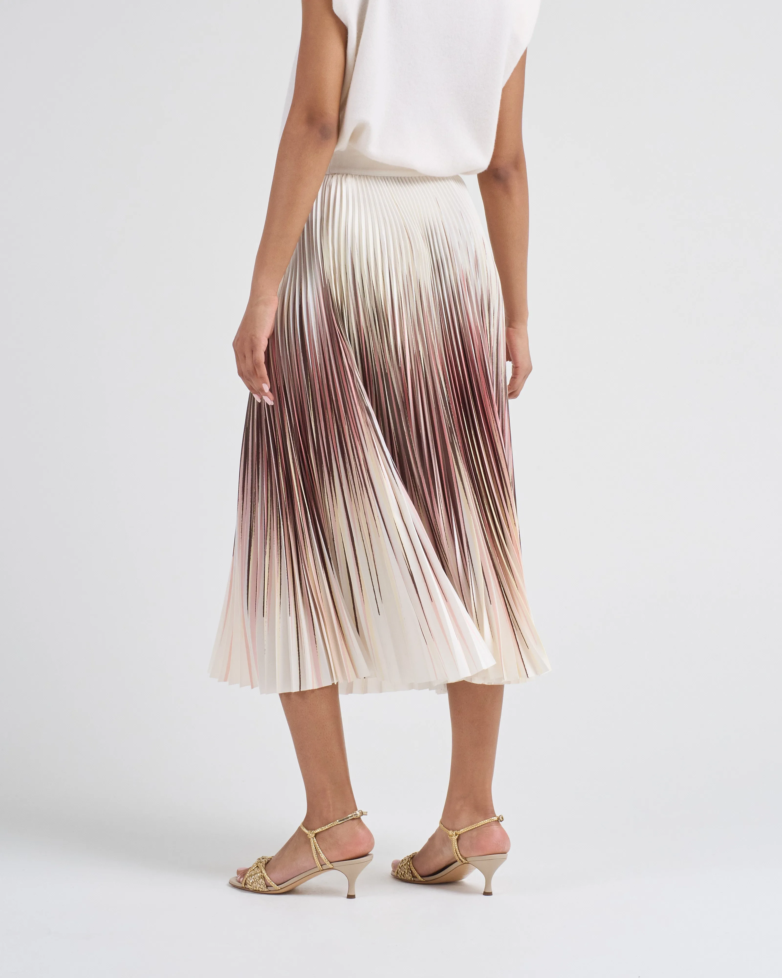 printed pleated skirt