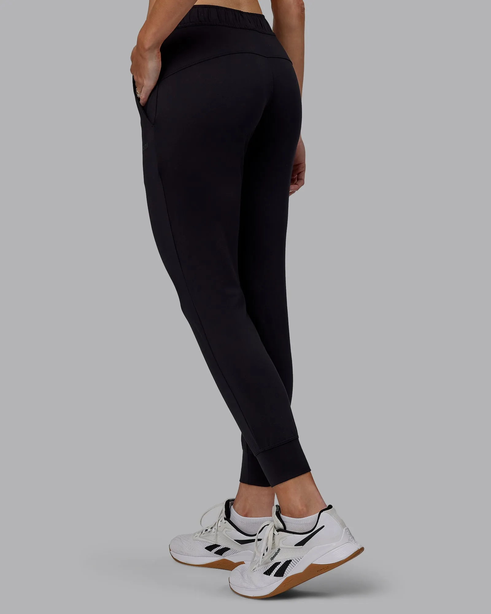 Restore CloudFLX Jogger - Black