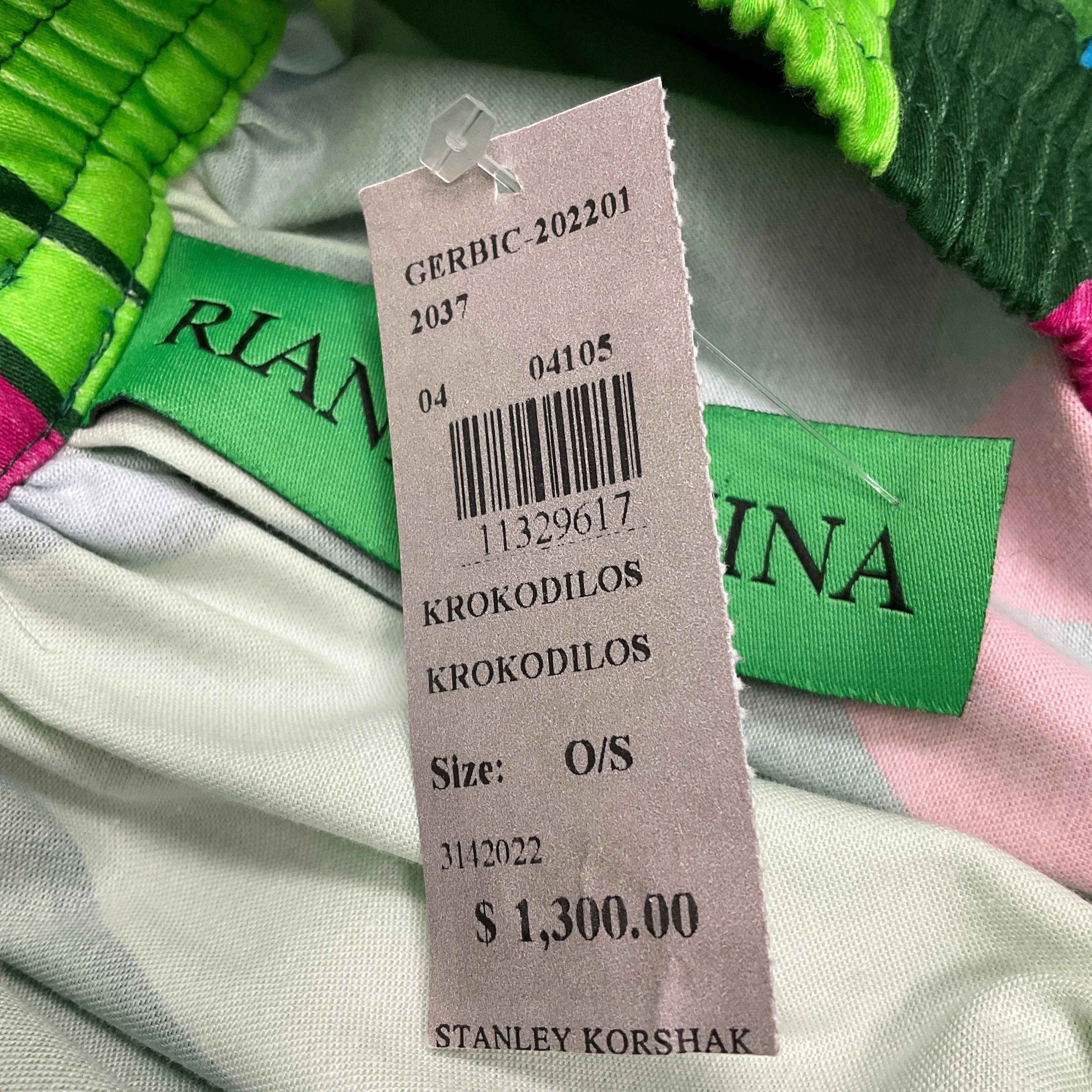 Rianna   Nina Green Multi Krokodilos Print Ingrid Cotton Geometria Raglan Blouse