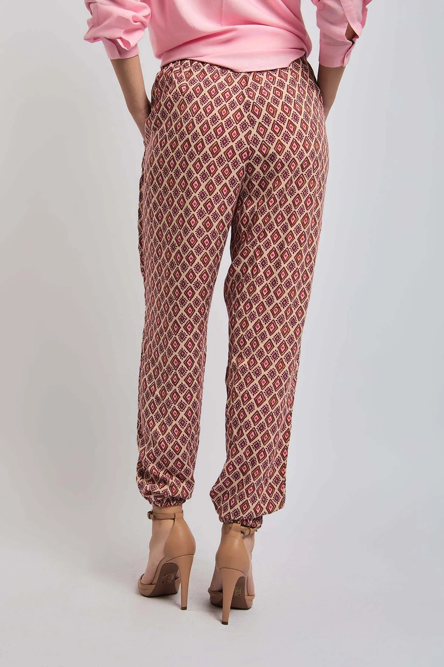 Women Pant Printed Jogger Multicolor