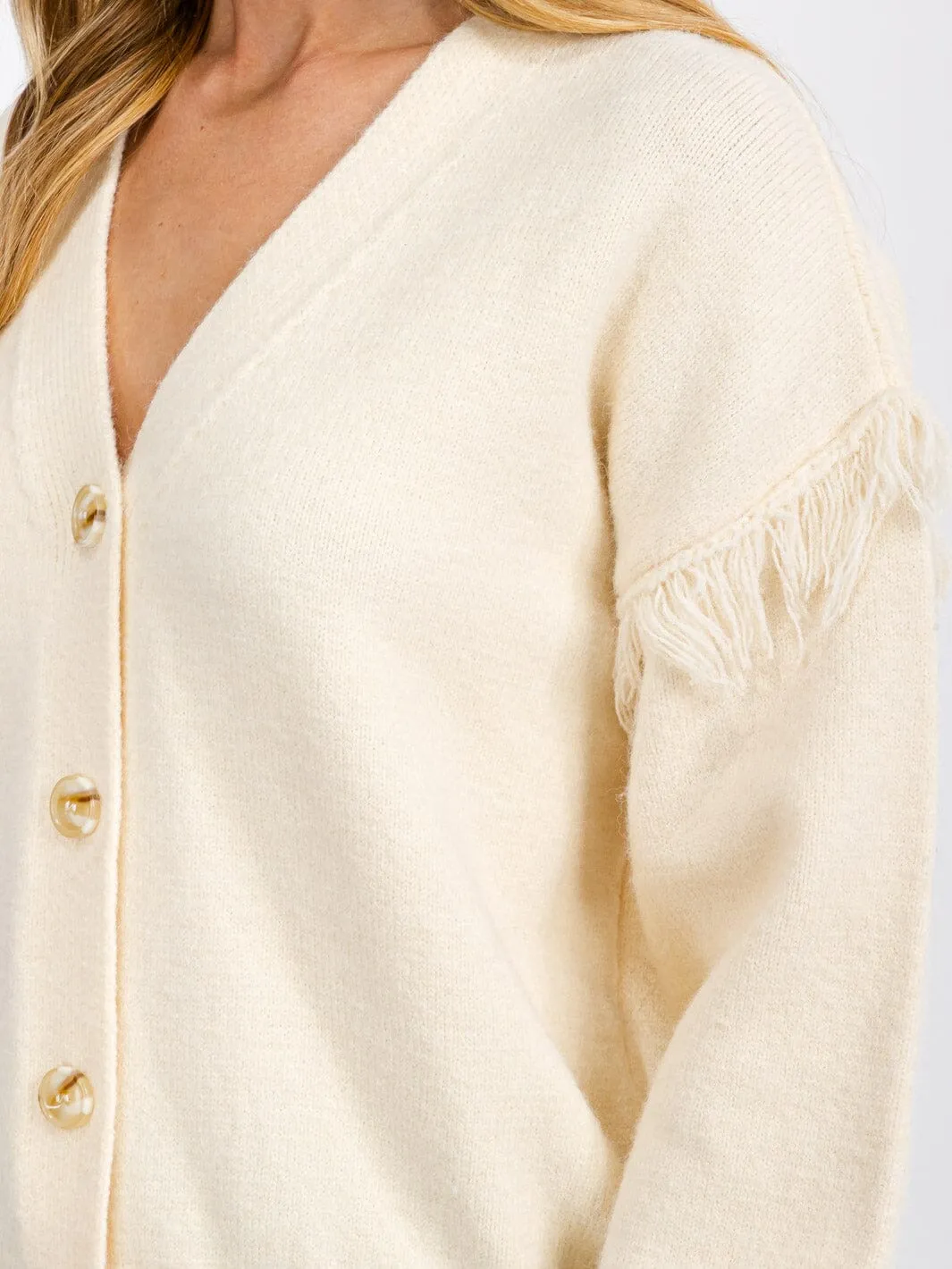 WOMEN'S LONG SLEEVE FRINGE BUTTON CLOSURE CARDIGAN SWEATER